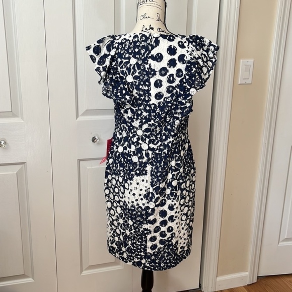 NWT Trina by Trina Turk Ruffle Sleeve Lace Dress 6​ - Picture 5 of 10